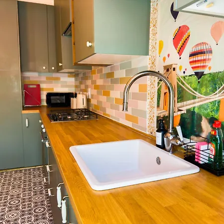 Apartman Theone 1 Bedroom By Altoluxoexperience Short Lets & Serviced With Parking & Wifi *
