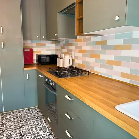 Theone 1 Bedroom By Altoluxoexperience Short Lets & Serviced With Parking & Wifi 公寓